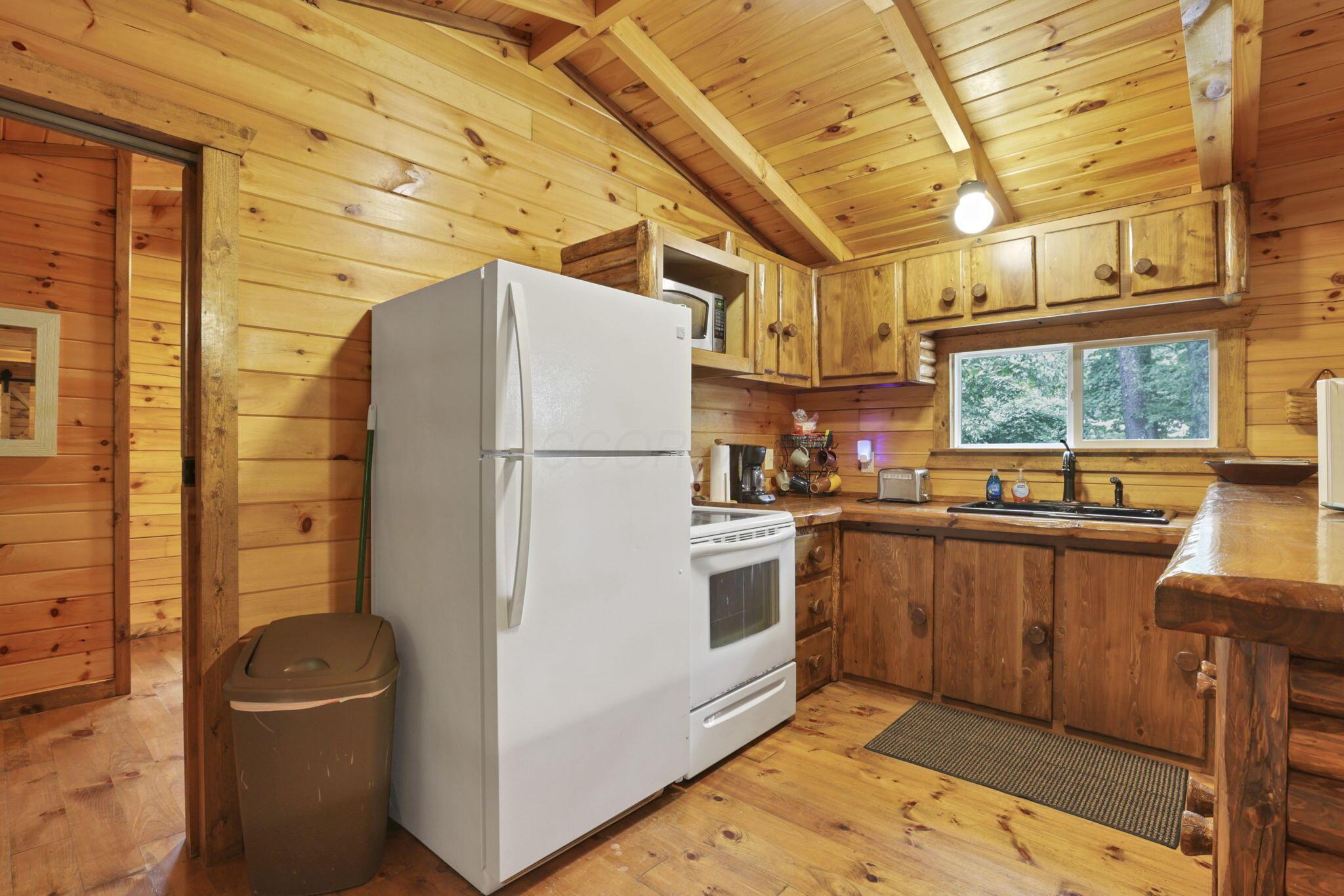 14995 Pleasant Valley Road, Logan, Ohio image 12