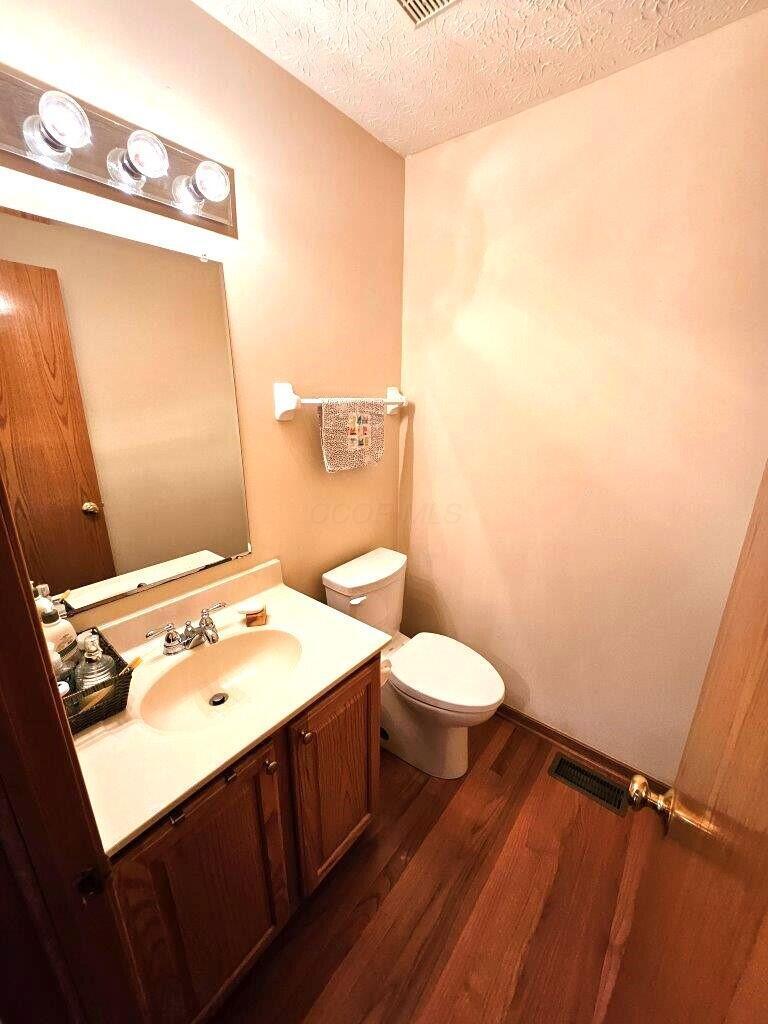 464 Highbanks Valley Drive, Newark, Ohio image 26