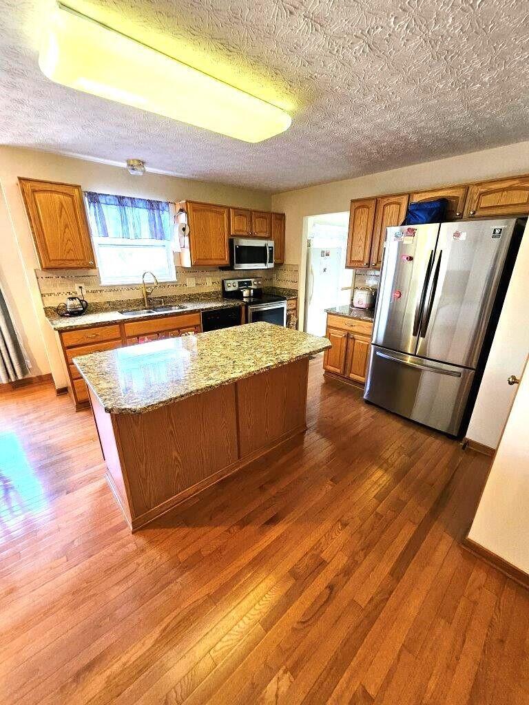 464 Highbanks Valley Drive, Newark, Ohio image 16