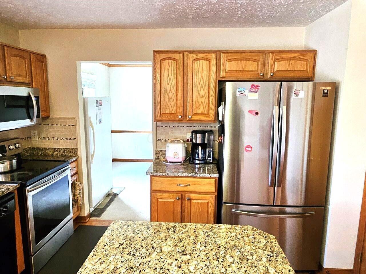 464 Highbanks Valley Drive, Newark, Ohio image 14