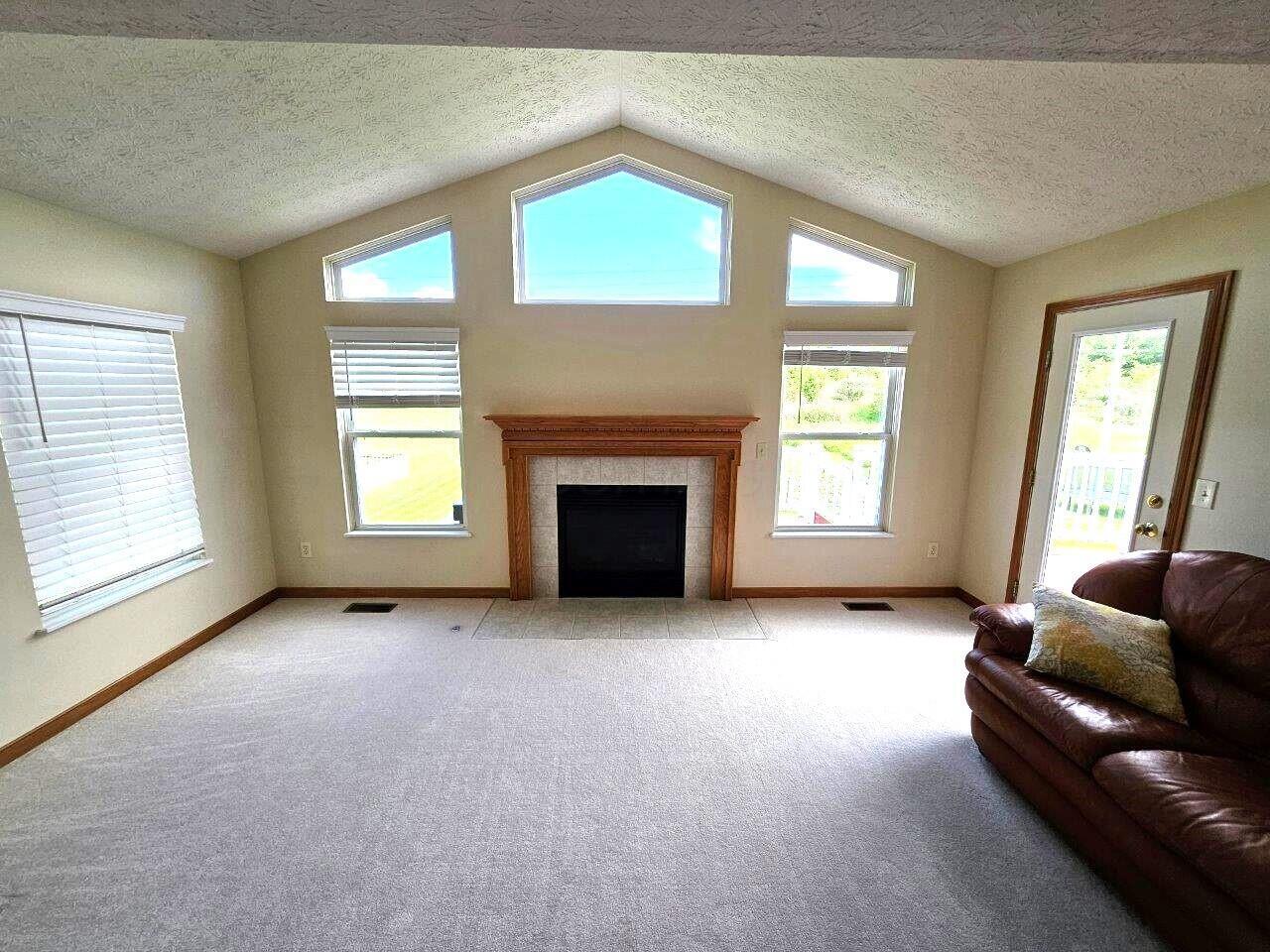 464 Highbanks Valley Drive, Newark, Ohio image 18