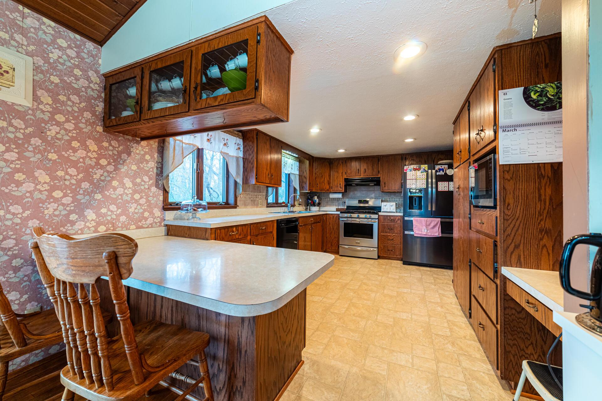 9431 Richards Road, Utica, Ohio image 12