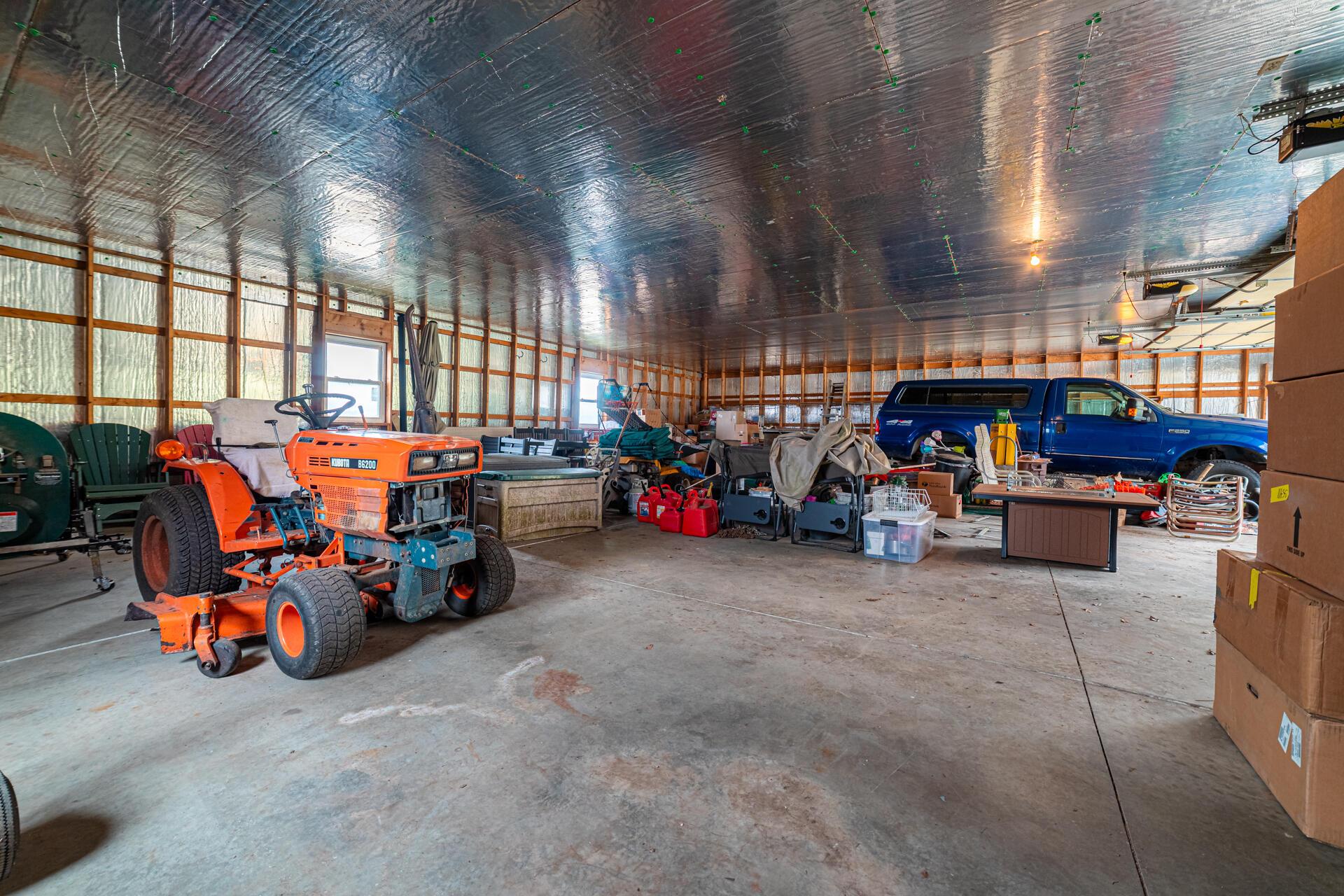 9431 Richards Road, Utica, Ohio image 45