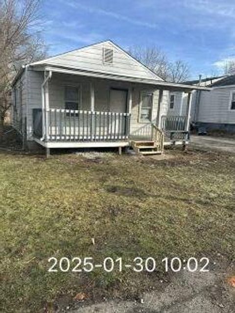 Photo of 1106 Maplewood Road, Columbus, OH 43207 (MLS # 226010192)