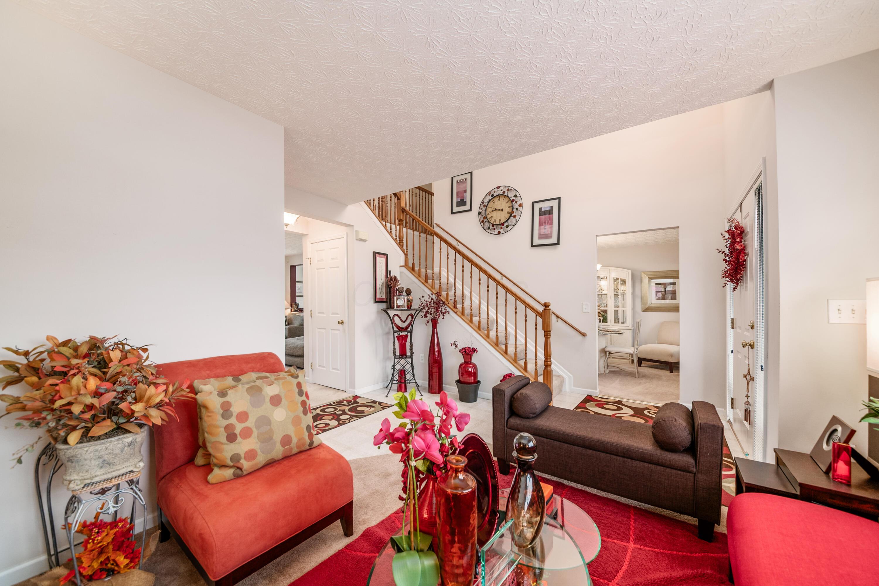 9019 Kingsley Drive, Reynoldsburg, Ohio image 8
