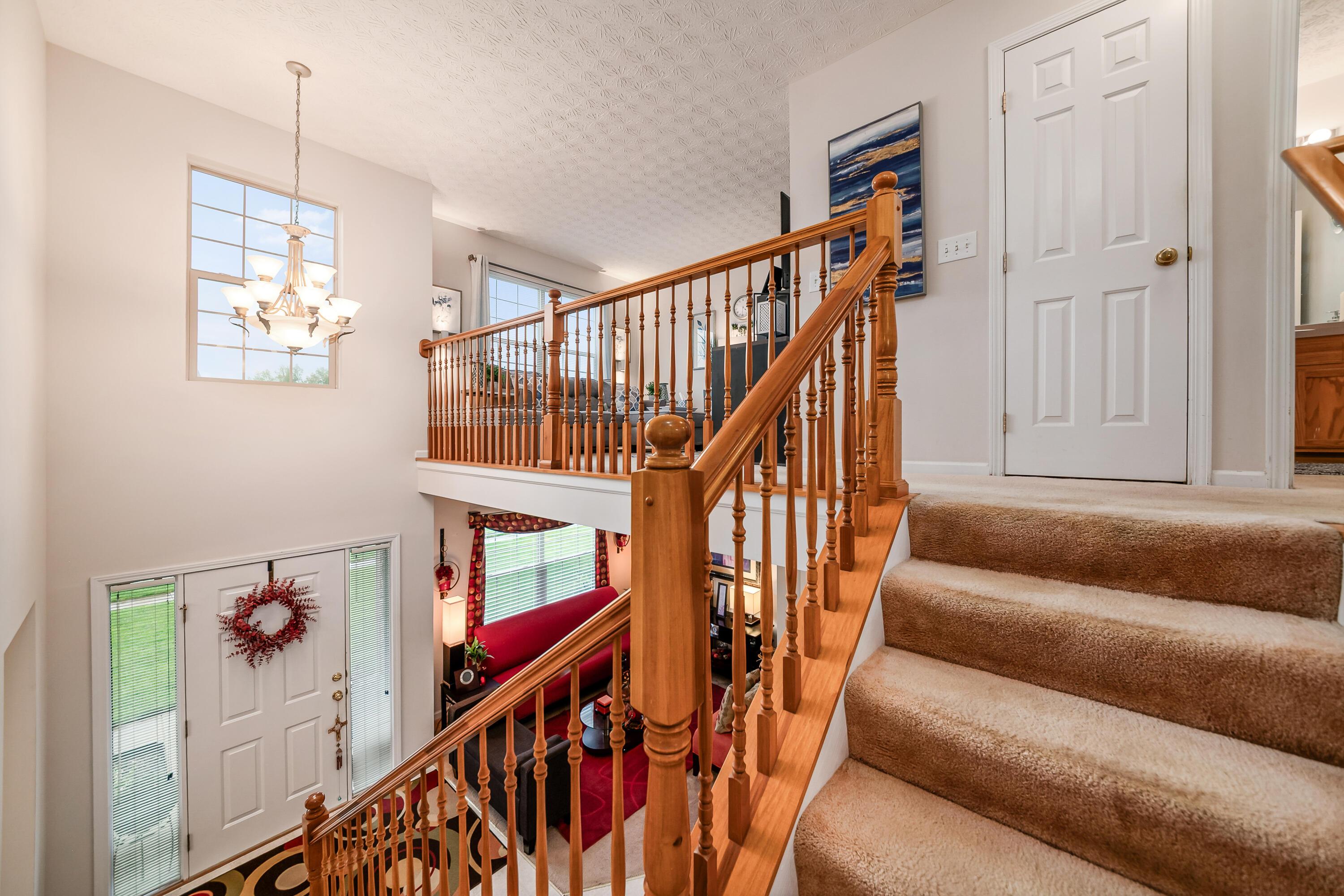 9019 Kingsley Drive, Reynoldsburg, Ohio image 25