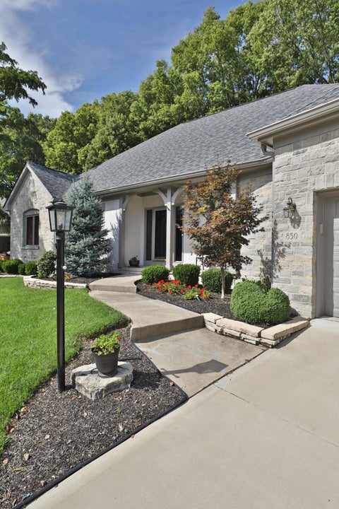 Tiny photo for 850 Katherines Ridge Lane, Columbus, OH 43235 (MLS # 226035747)