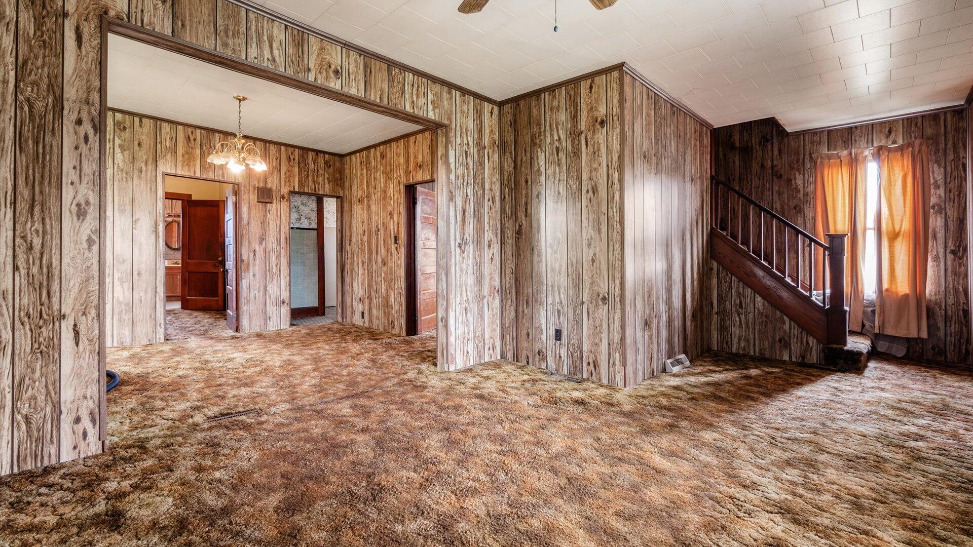 8045 Old Town Road, Roseville, Ohio image 4