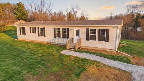 Tiny photo for 8047 Ohio 314, Mansfield, OH 44904 (MLS # 226010327)