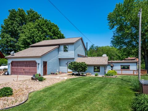 Photo of 4 Cadillac Drive, Senecaville, OH 43780 (MLS # 224022267)