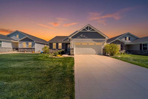 Photo of 520 Buchloe Drive, Marysville, OH 43040 (MLS # 226013270)