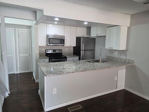 Condo For Sale - 130 Brandywine Drive #M<br/> Westerville, OH 43081