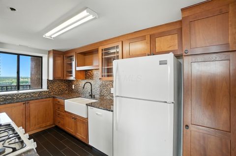 Tiny photo for 155 W Main Street 1105 #1105, Columbus, OH 43215 (MLS # 225031450)