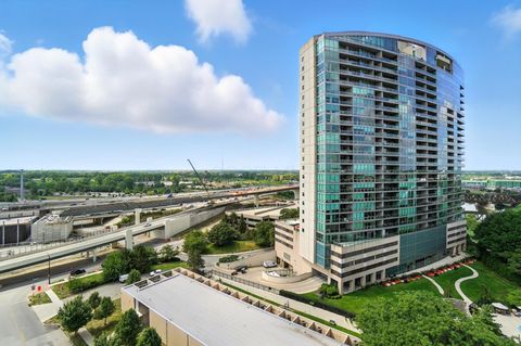 Tiny photo for 155 W Main Street 1105 #1105, Columbus, OH 43215 (MLS # 225031450)