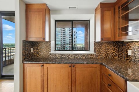 Tiny photo for 155 W Main Street 1105 #1105, Columbus, OH 43215 (MLS # 225031450)