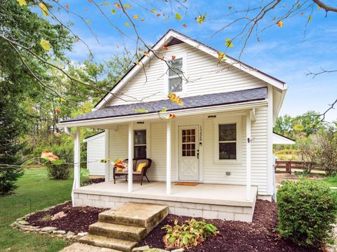 Photo of 13420 Taylor Road, Plain City, OH 43064 (MLS # 225037463)