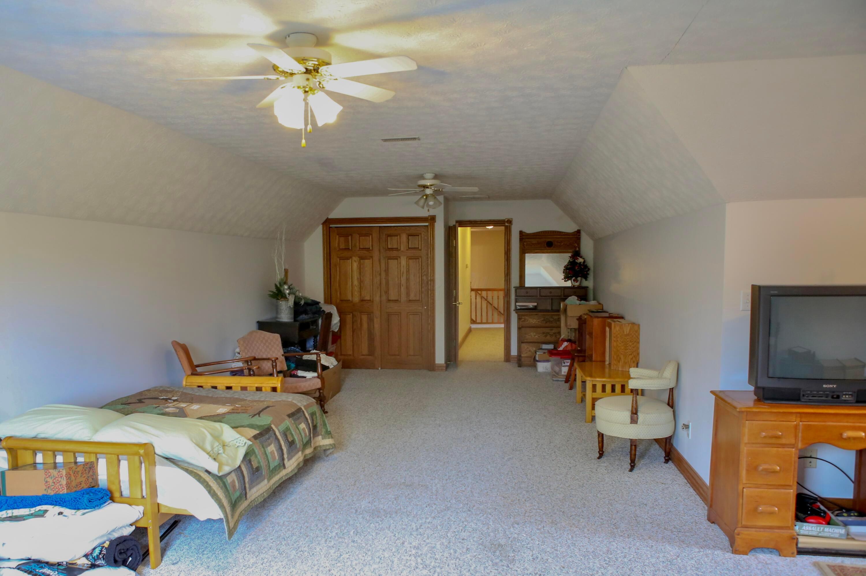 1676 E Bethel Church Road, Gallipolis, Ohio image 22