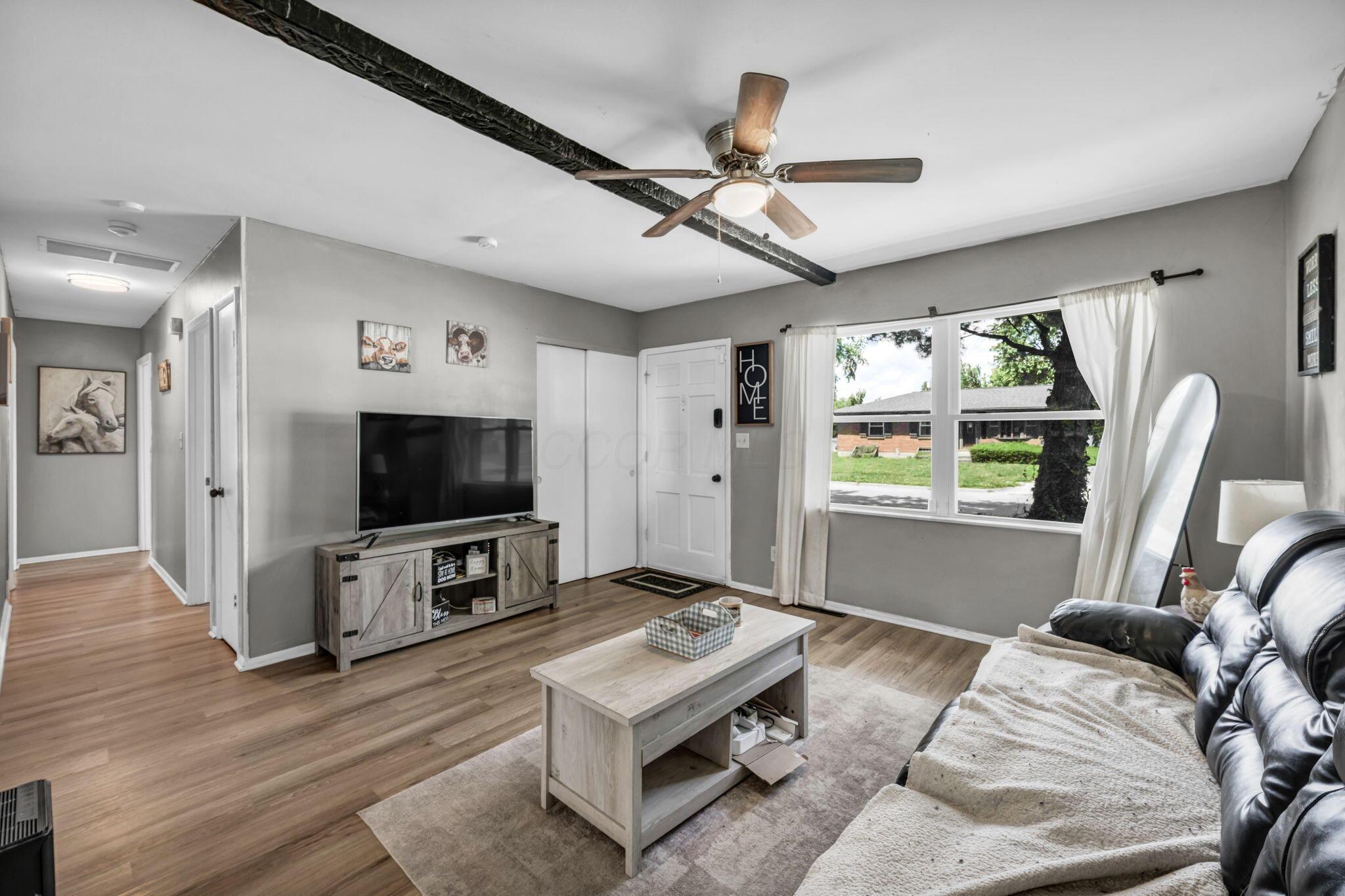 3252 Burdett Court