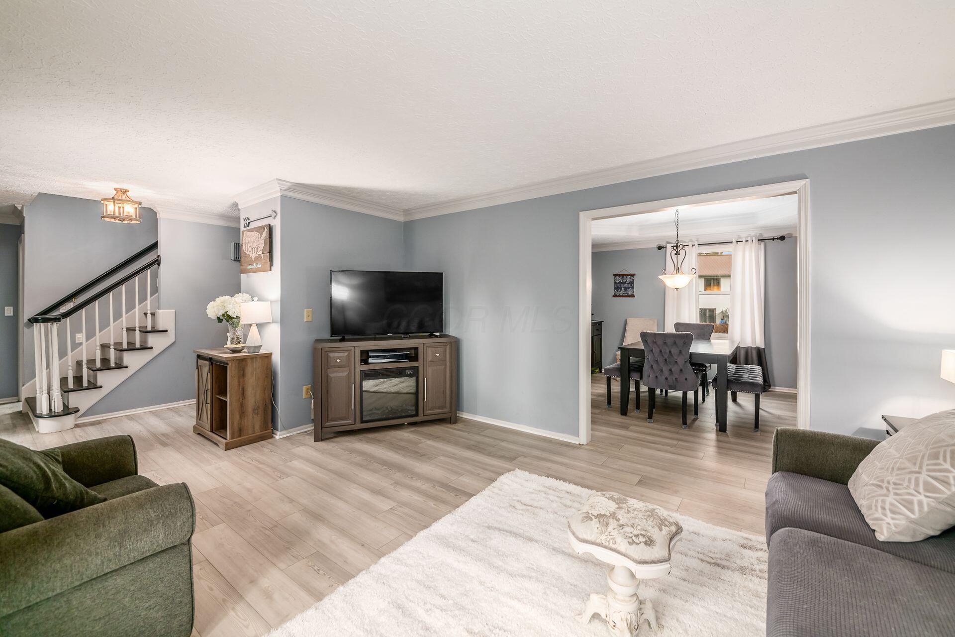 1009 Farrington Drive, Westerville, Ohio image 12