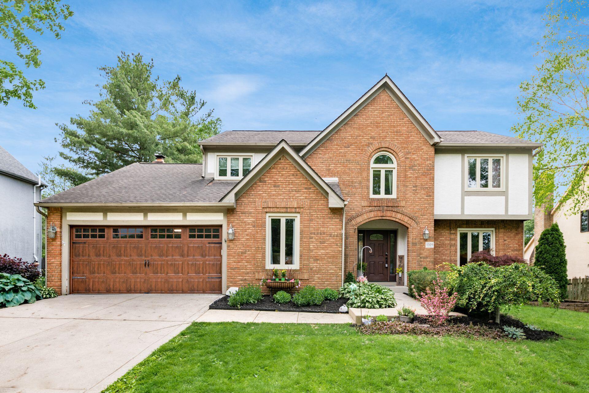 1009 Farrington Drive, Westerville, Ohio image 1