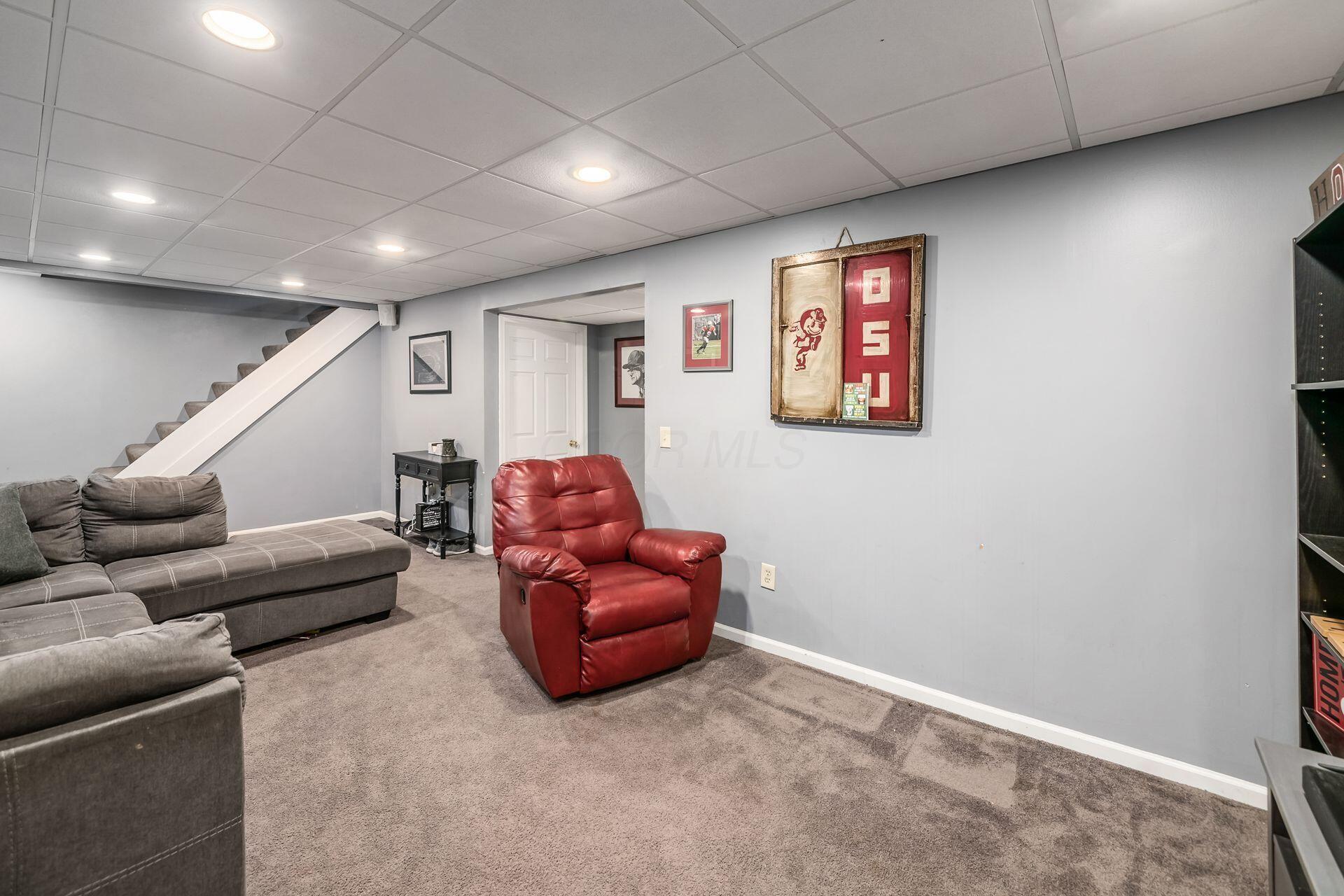 1009 Farrington Drive, Westerville, Ohio image 33