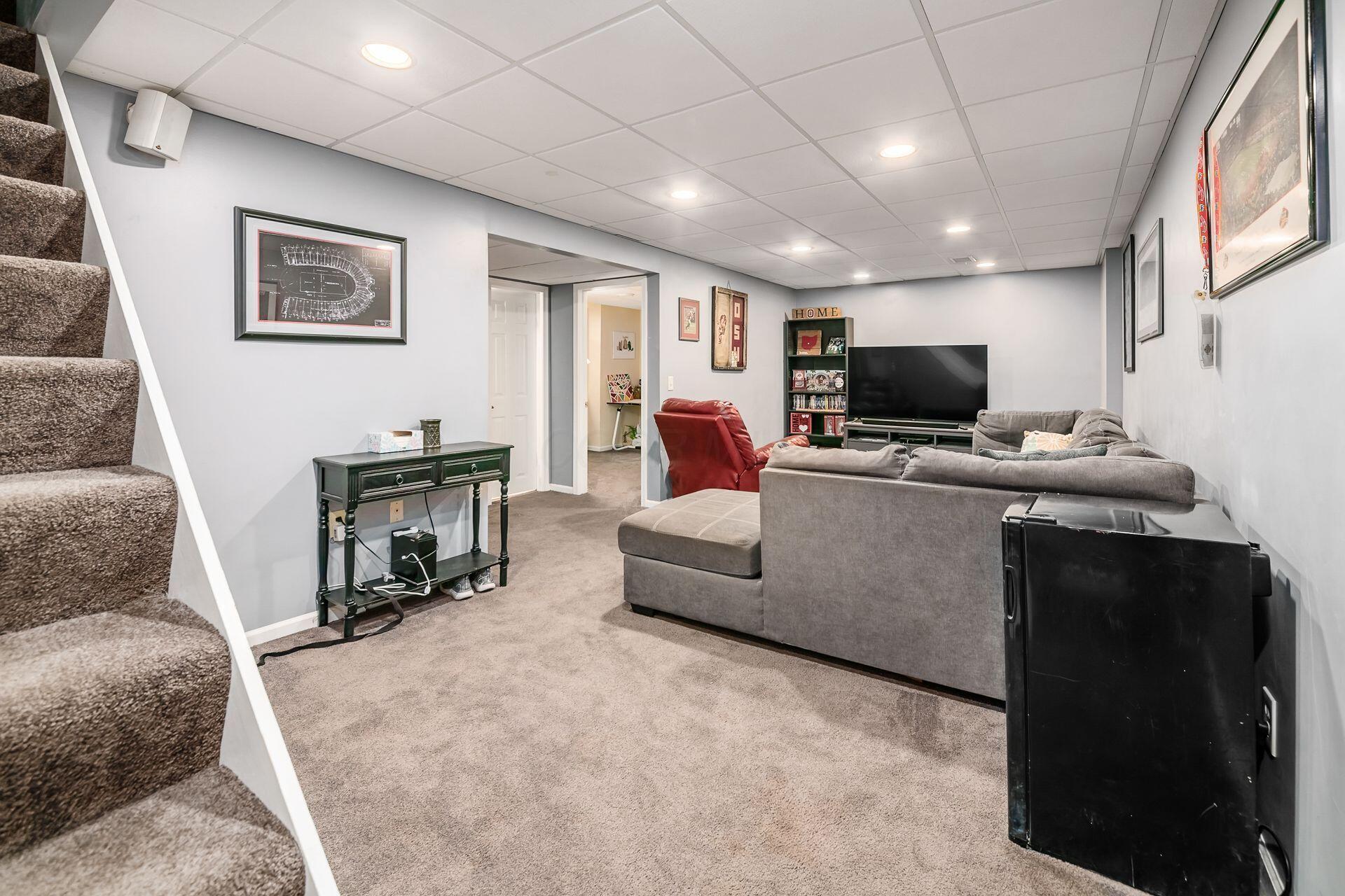 1009 Farrington Drive, Westerville, Ohio image 31