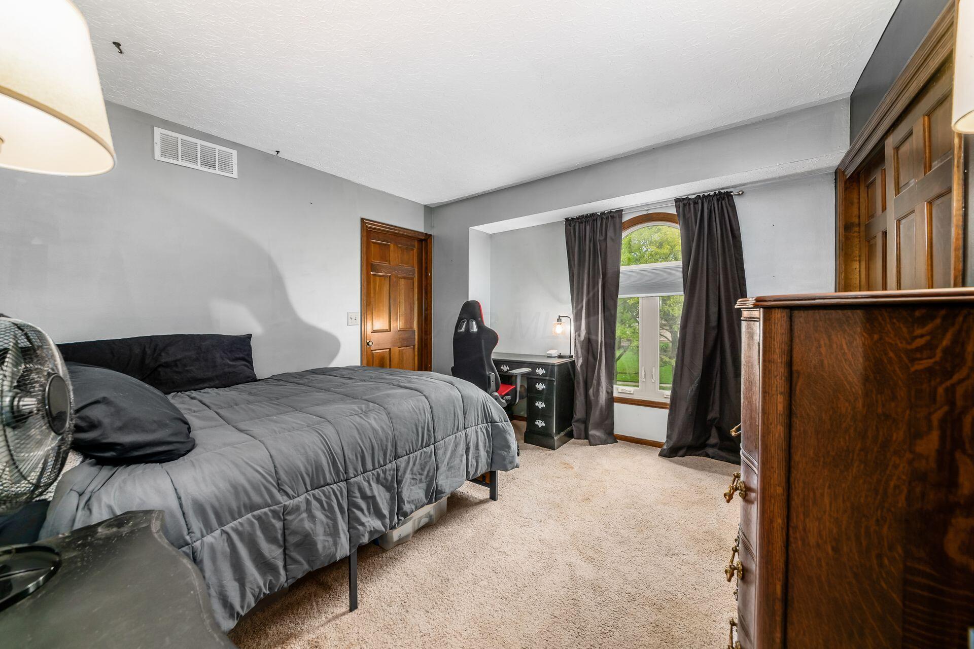 1009 Farrington Drive, Westerville, Ohio image 39