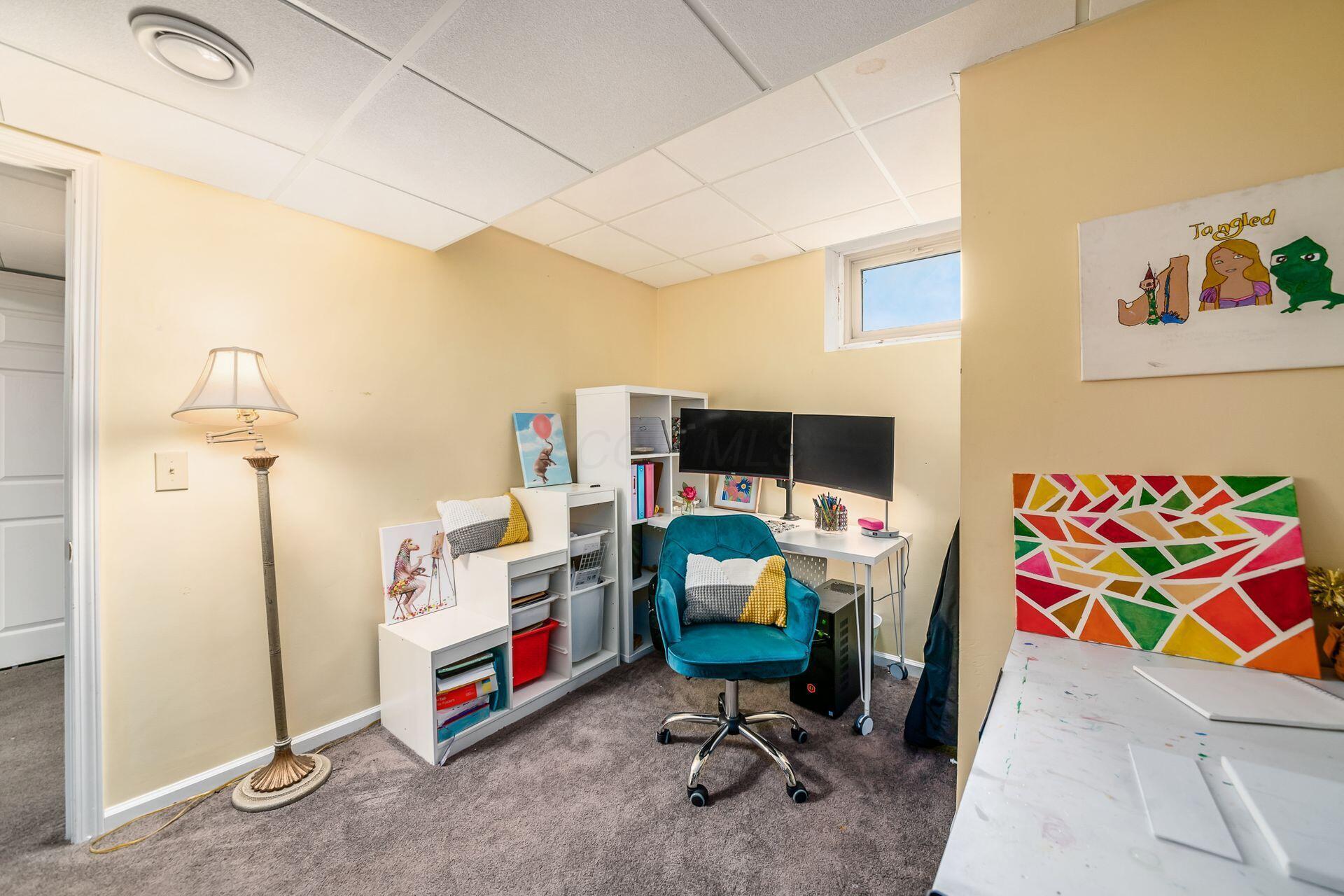 1009 Farrington Drive, Westerville, Ohio image 35