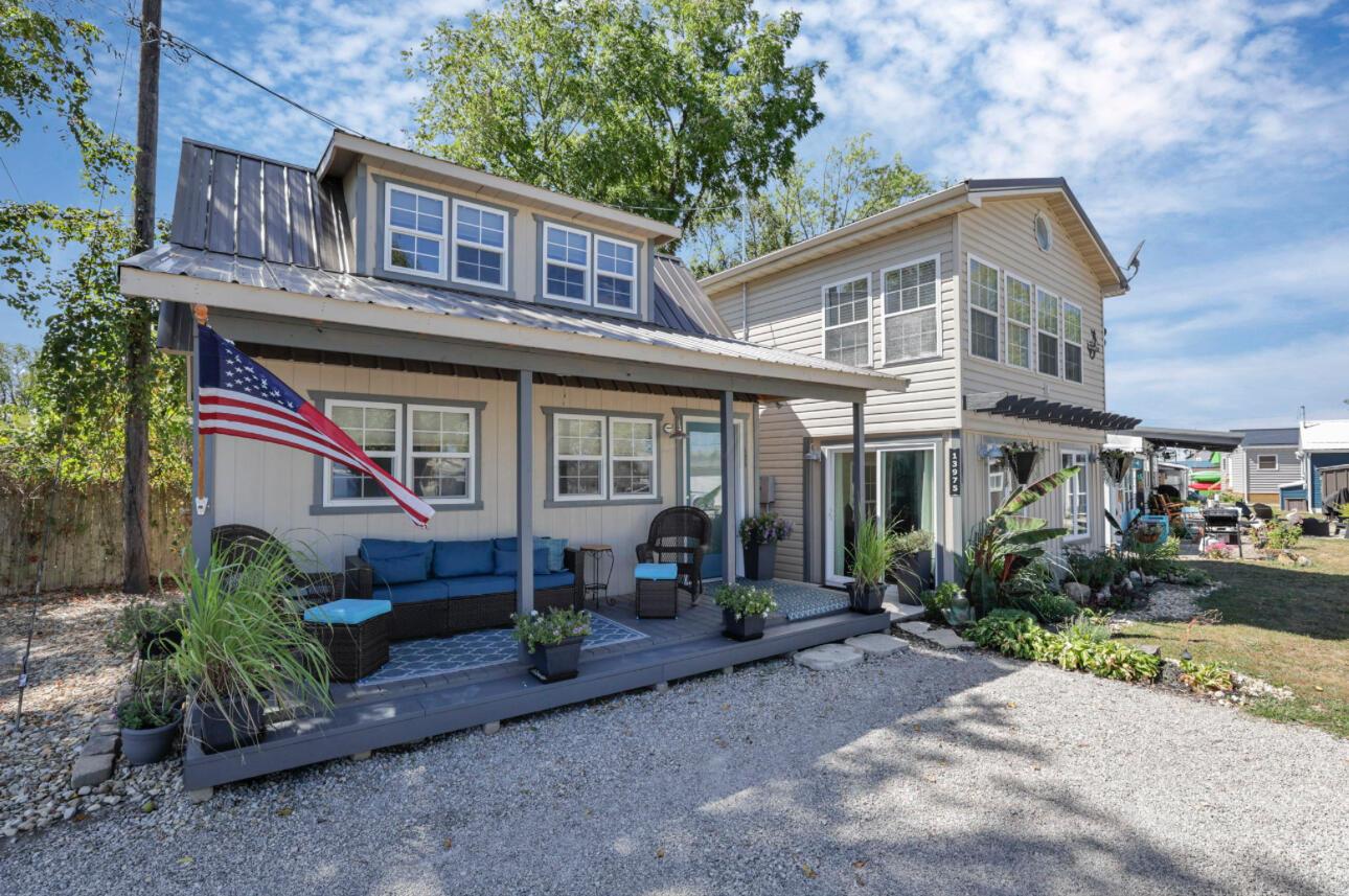 13975 Custers Point Road, Thornville, Ohio image 3