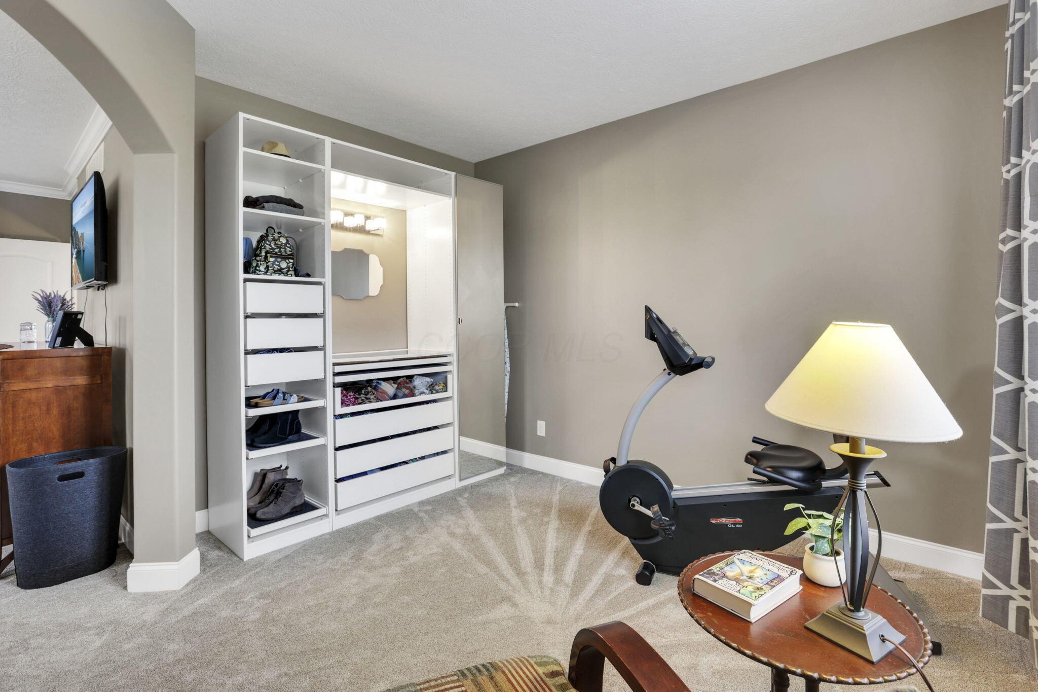 4919 Nadine Park Drive, Hilliard, Ohio image 29