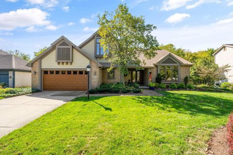 Photo of 3415 Scioto Run Boulevard, Hilliard, OH 43026 (MLS # 225036333)