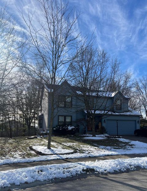 Photo of 149 Trail Edge Circle, Powell, OH 43065 (MLS # 225044960)