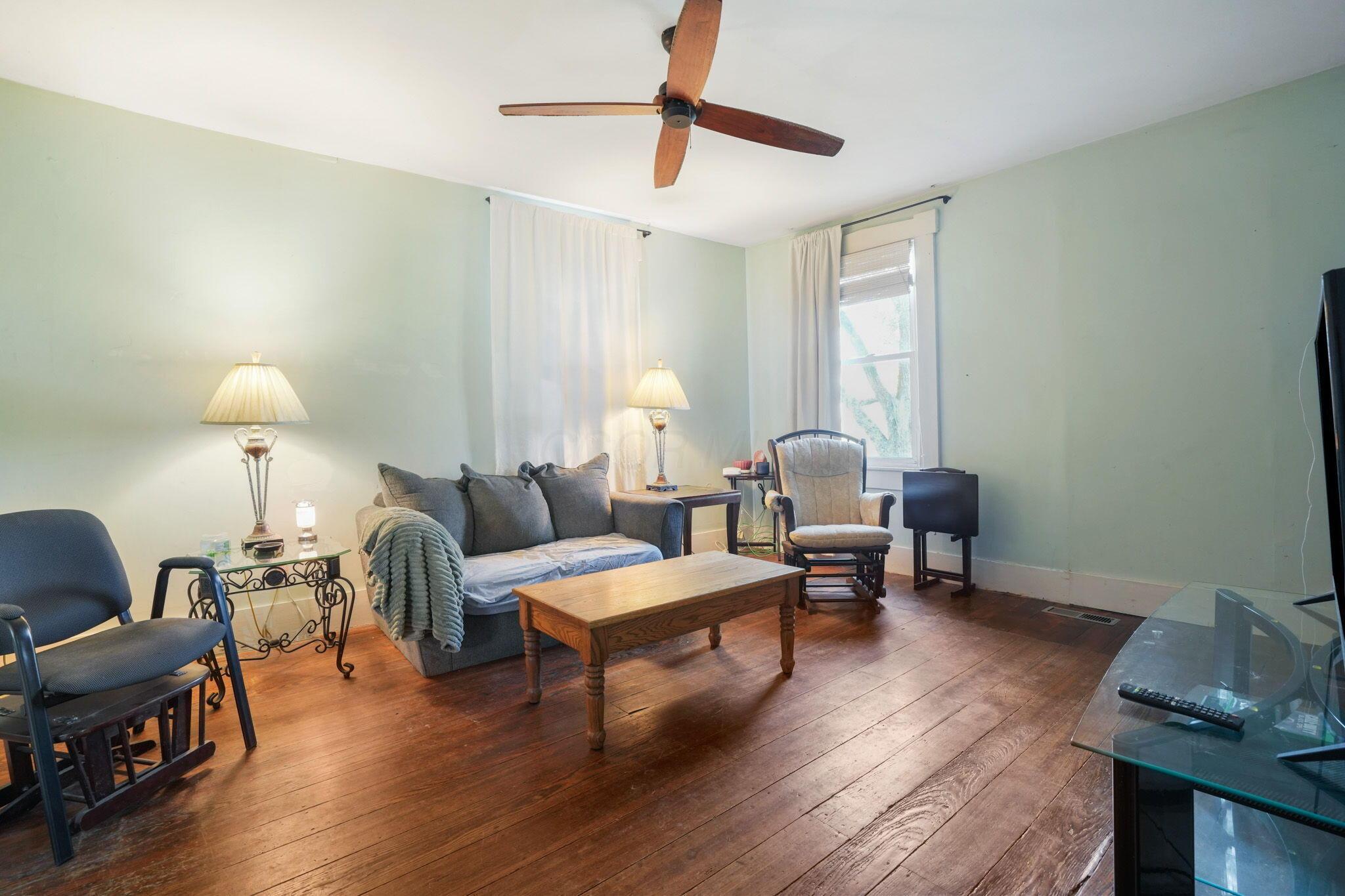 Delaware, Ohio 43015, United States, 2 Bedrooms Bedrooms, ,1 BathroomBathrooms,Residential,Active,216164