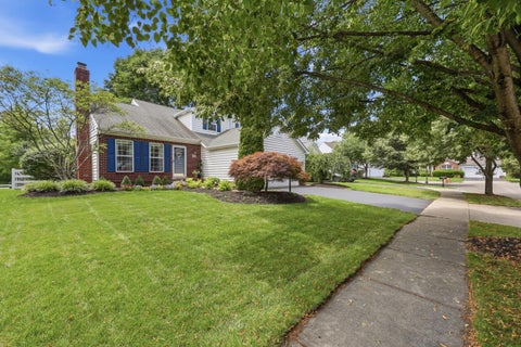 Photo of 1681 Gosport Place, New Albany, OH 43054 (MLS # 226024131)