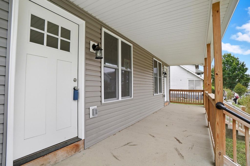 Photo of 780-782 Seymour Avenue, Columbus, OH 43205 (MLS # 225039297)