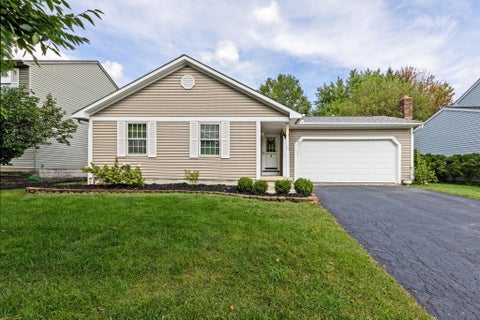 Photo of 1968 Dina Court, Powell, OH 43065 (MLS # 226034953)