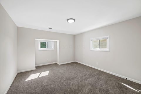 Tiny photo for 539 N Ohio Avenue, Lancaster, OH 43130 (MLS # 226000409)