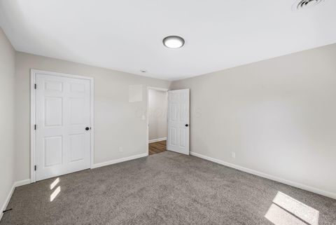 Tiny photo for 539 N Ohio Avenue, Lancaster, OH 43130 (MLS # 226000409)