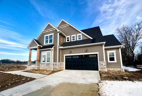 Photo of 1068 Ivy Wood Drive, Sunbury, OH 43074 (MLS # 225035101)