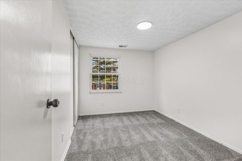 Tiny photo for 1929 Holly Ridge Road, Columbus, OH 43219 (MLS # 225045337)