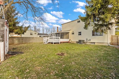 Tiny photo for 1929 Holly Ridge Road, Columbus, OH 43219 (MLS # 225045337)