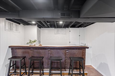 Tiny photo for 1929 Holly Ridge Road, Columbus, OH 43219 (MLS # 225045337)