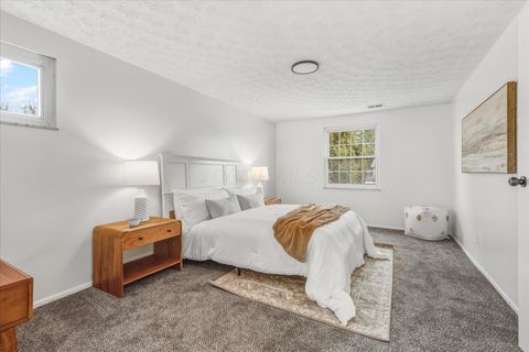 Tiny photo for 1929 Holly Ridge Road, Columbus, OH 43219 (MLS # 225045337)