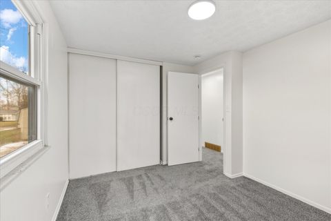 Tiny photo for 1929 Holly Ridge Road, Columbus, OH 43219 (MLS # 225045337)