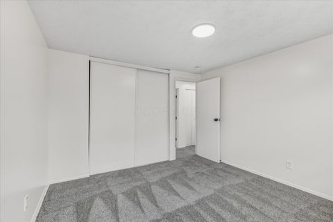 Tiny photo for 1929 Holly Ridge Road, Columbus, OH 43219 (MLS # 225045337)