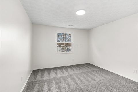 Tiny photo for 1929 Holly Ridge Road, Columbus, OH 43219 (MLS # 225045337)