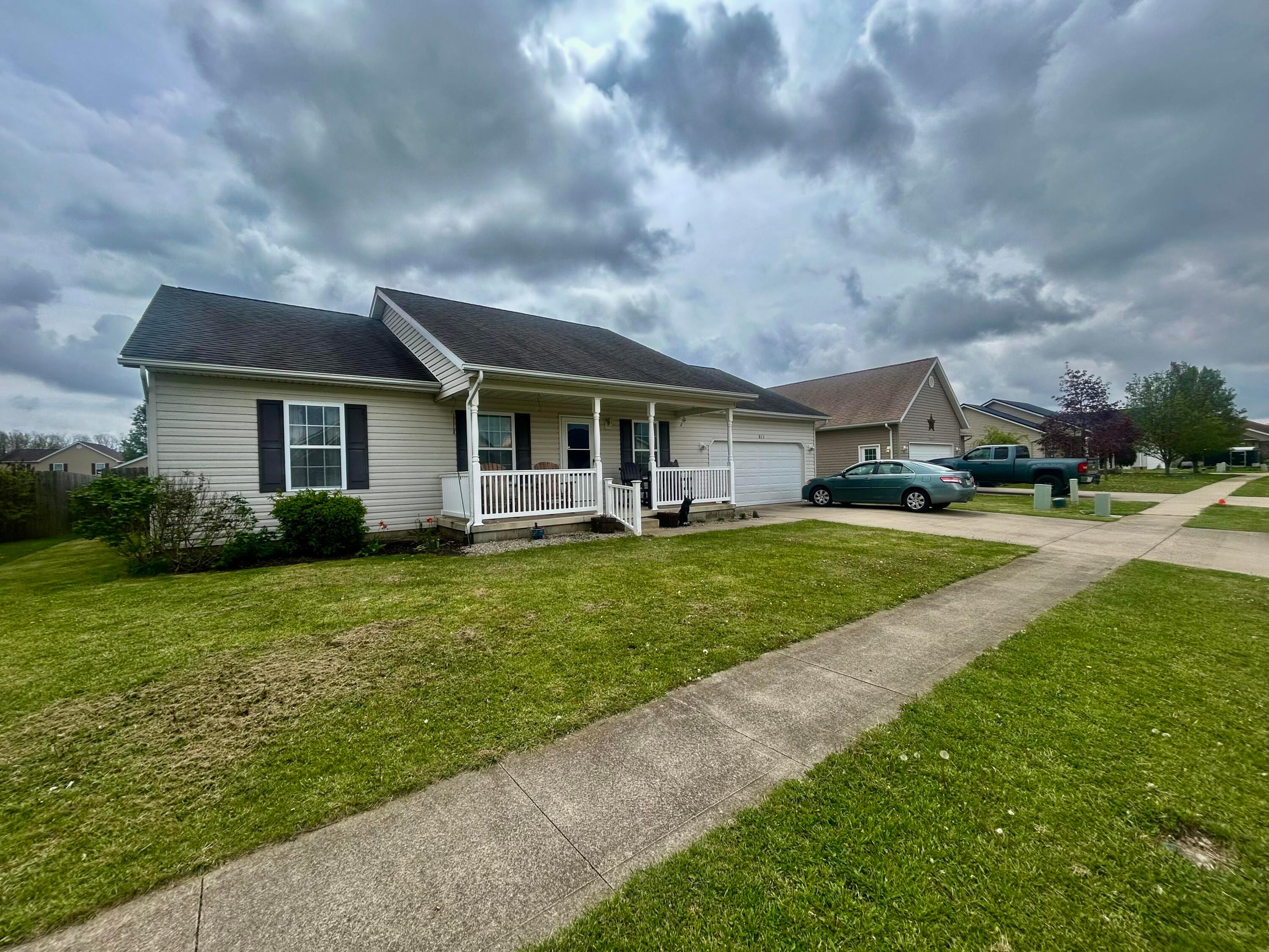 857 Aspen Drive, Washington Court House, Ohio image 2