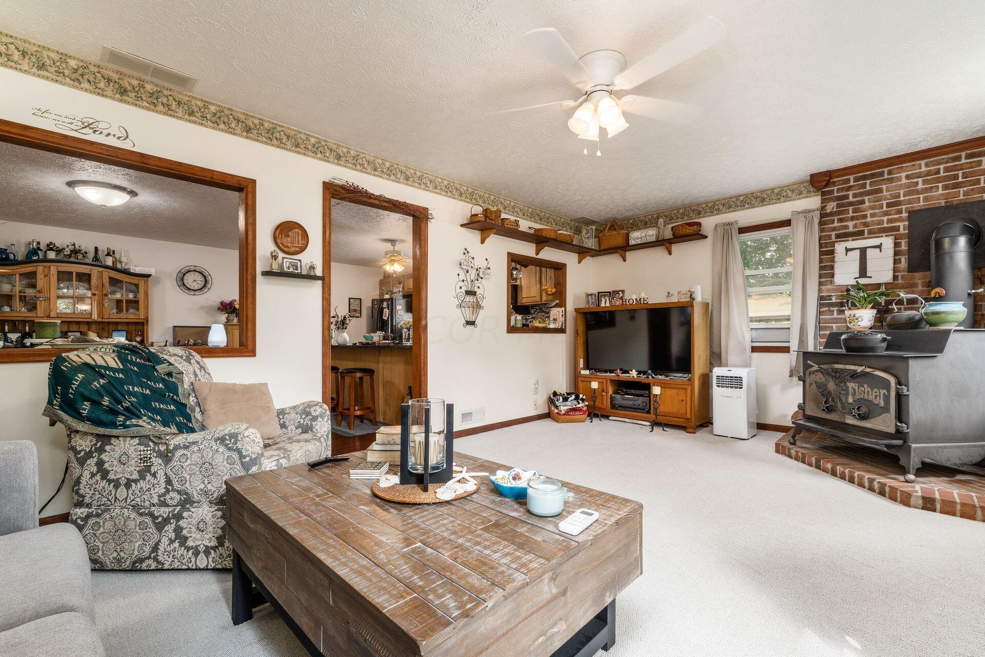 5595 Lancaster Road, Hebron, Ohio image 6