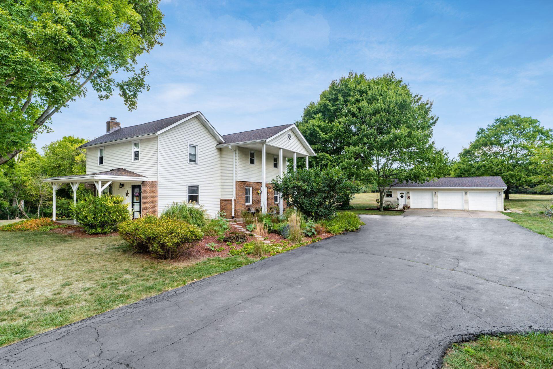 5595 Lancaster Road, Hebron, Ohio image 1