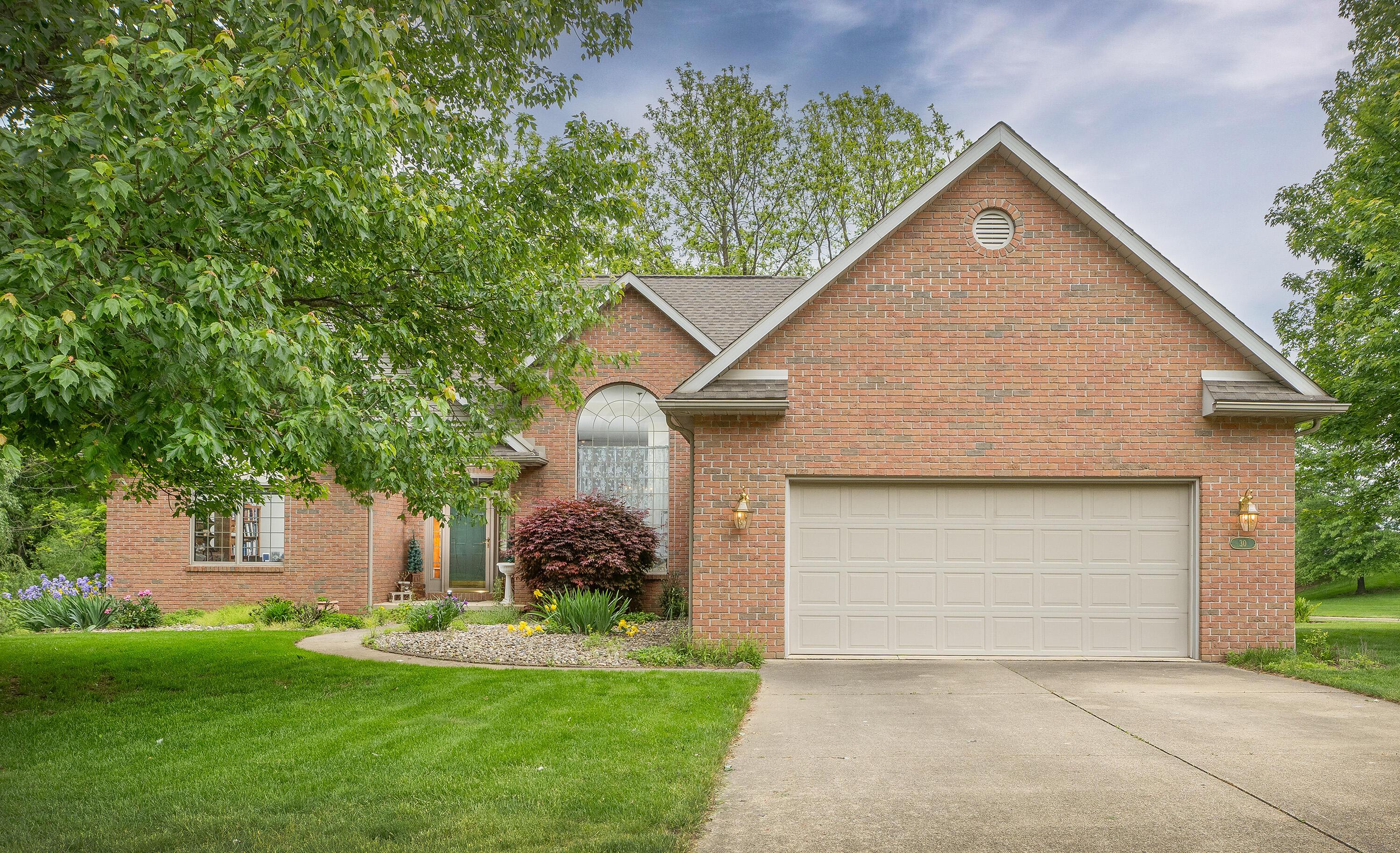 30 Woodlake Trail, Mount Vernon, Ohio image 2